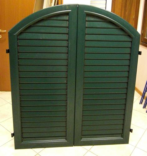 Persiana ad arco in alluminio con lamella orientabile KIKAU